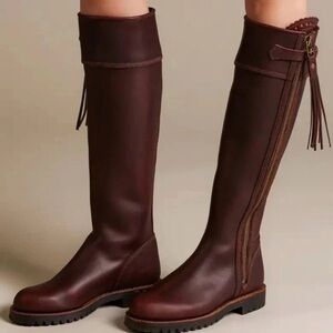 PENELOPE CHILVERS TASSEL KNEE HIGH
BOOTS CONKER BROWN
SIZE US 6 EU 37